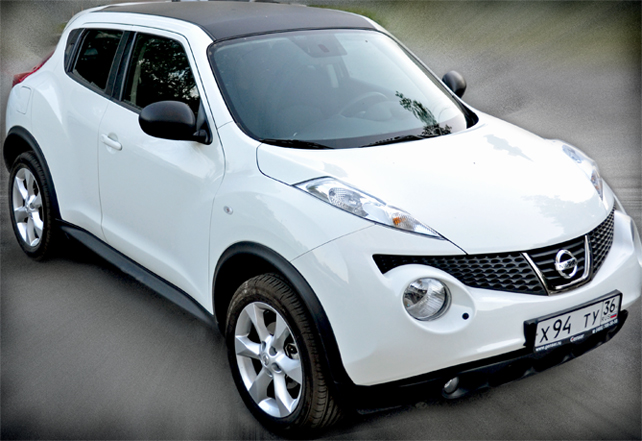 nissan juke белый с черной крышей