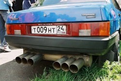 jc10_39_megamotor.jpg