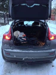 Рама+колёса в пакете. Органайзер на месте, лопата в наличии.